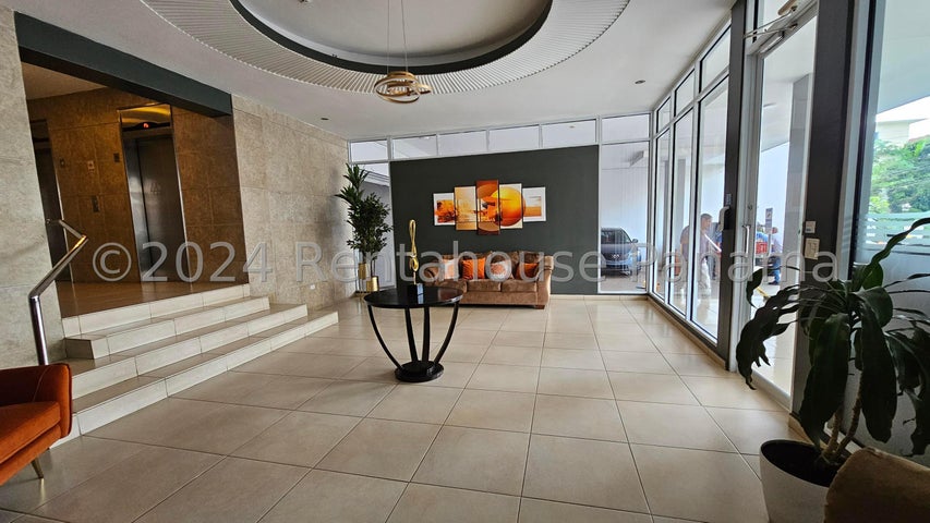 Spectacular apartment